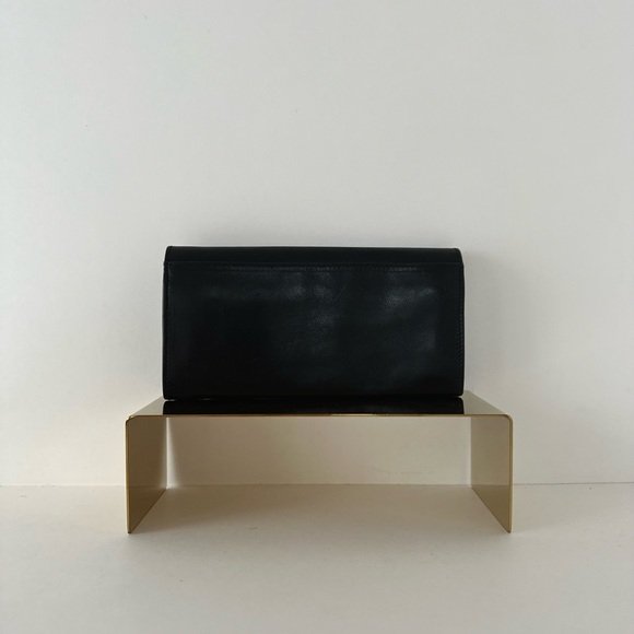 Céline Triomphe WOC, Reptile and Lambskin Leather Wallet en Noire - Picture 2 of 16